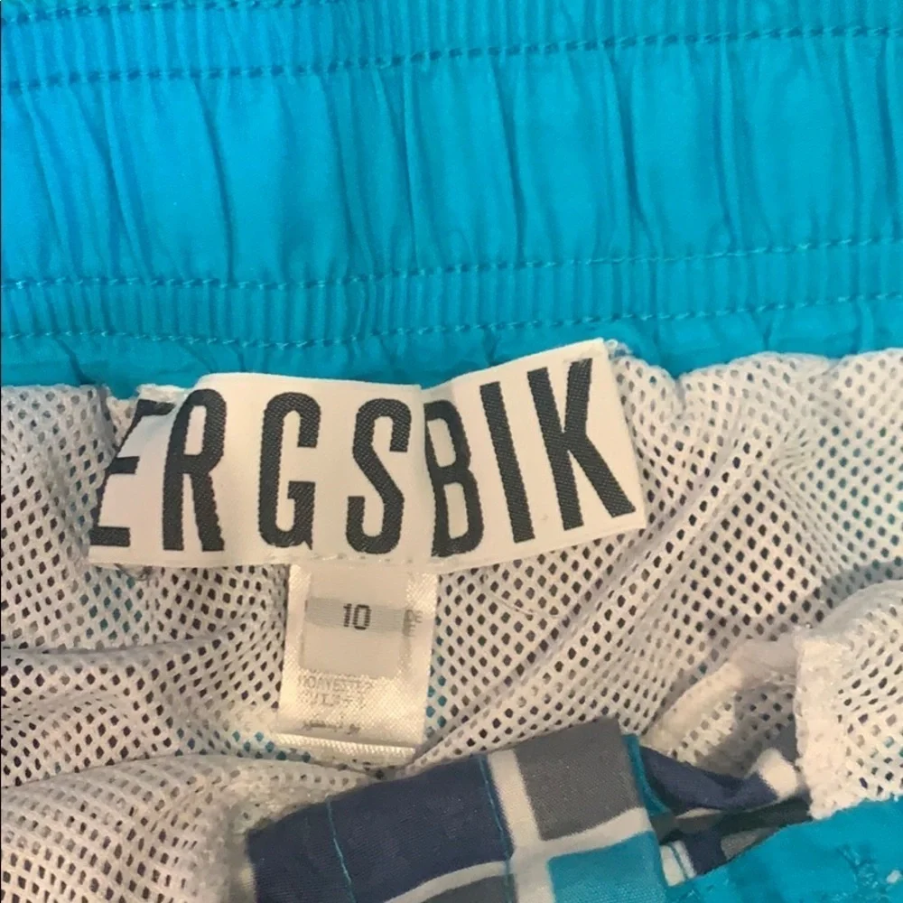 Swim trunk